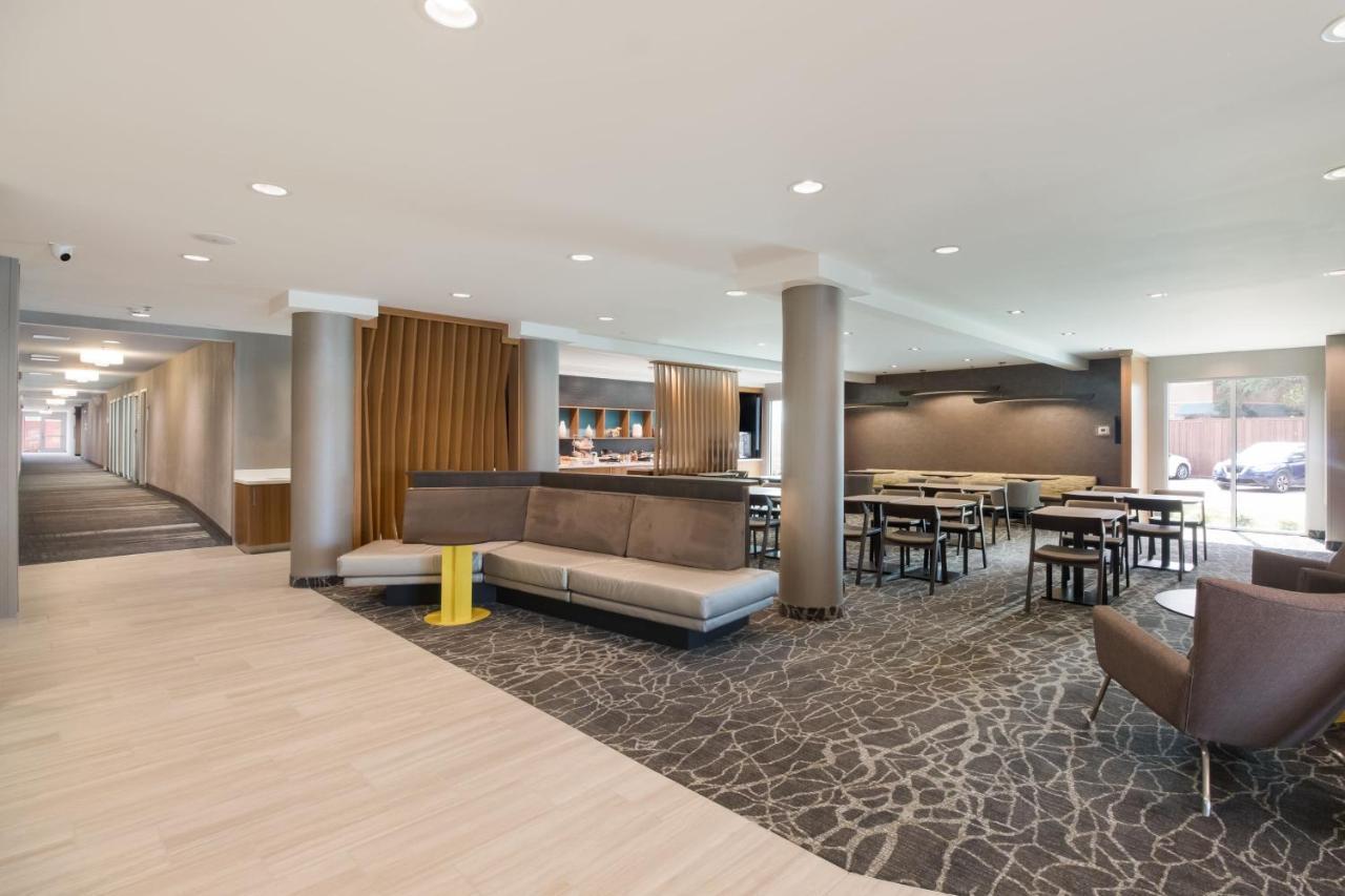 Springhill Suites By Marriott Dallas Nw Highway At Stemmons / I-35East Exterior photo